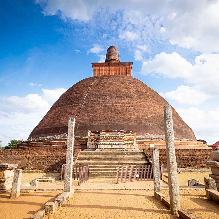 Day 04 | Thirappane – Anuradhapura – Thirappane (Distance – 195Km, Travel Time – 04 Hours,  Sightseeing – 02 hours )